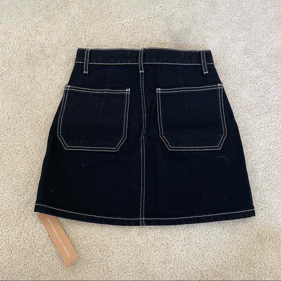 Reformation Anna Patch Pocket Denim Mini Skirt - Picture 2 of 3